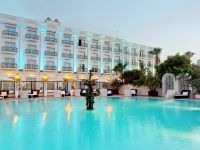 Rocks Hotel