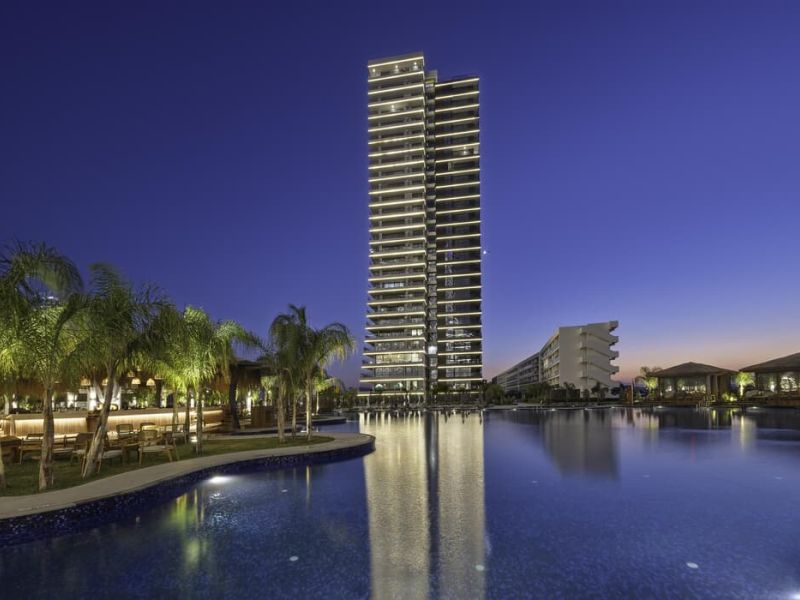 Grand Sapphire Resort