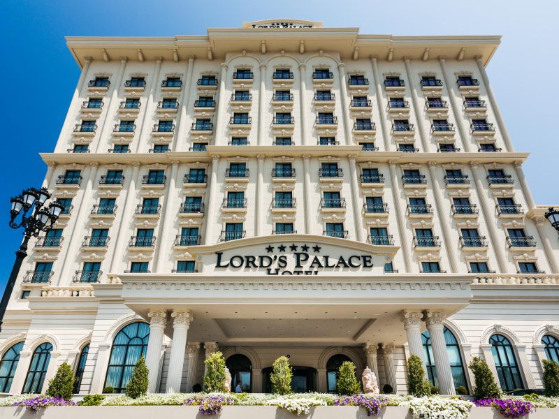 Lord's Palace Hotel & SPA