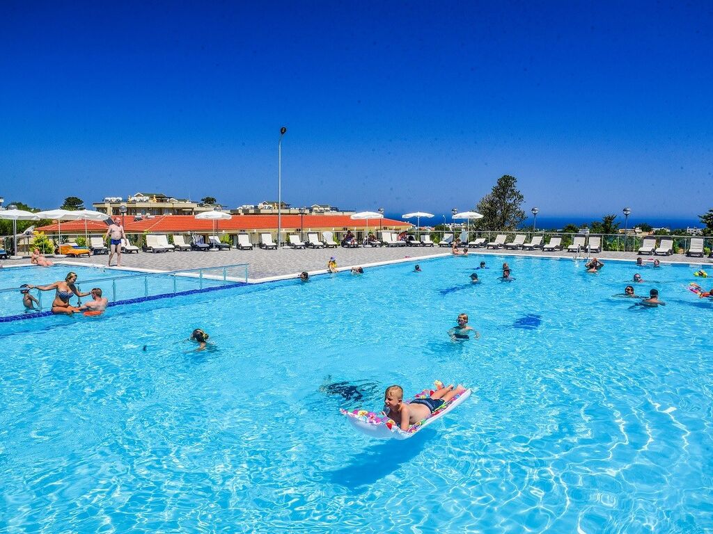 Riverside Garden Resort