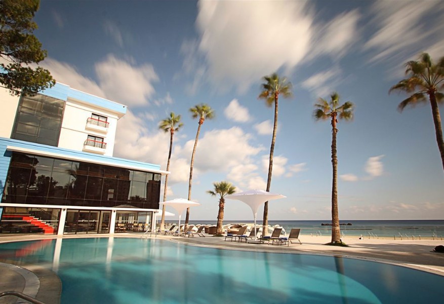 Arkin Palm Beach Hotel