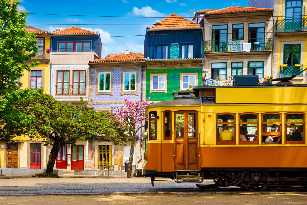 Bordeaux'dan Porto'ya Basklar Kuzey İspanya Turu 7 Gece Türk Hava Yolları ile (Ramazan Bayramı)