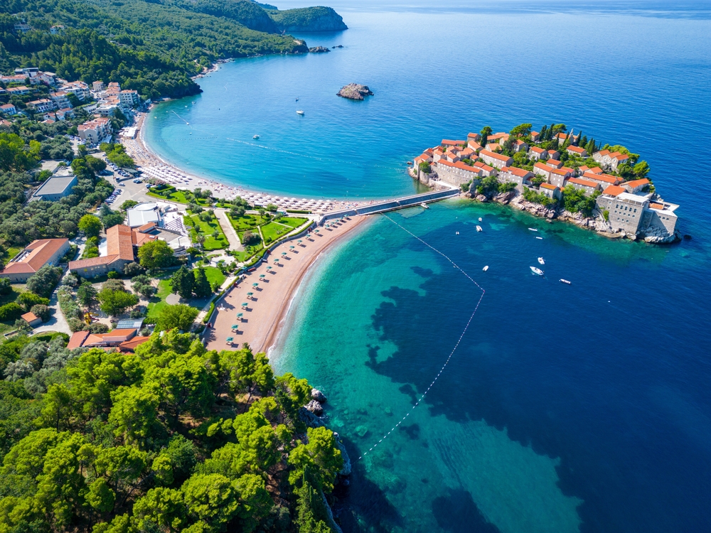 Yılbaşı Özel Budva Türk Hava Yolları ile 29 ARALIK 2024 Hareketli  3 Gece 4 Gün