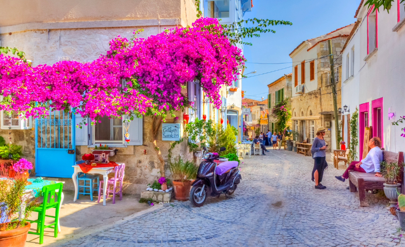 Kuşadası Çeşme Alaçatı Efes Turu 1 Gece Otel Konaklamalı Ankara Afyon Çıkışlı