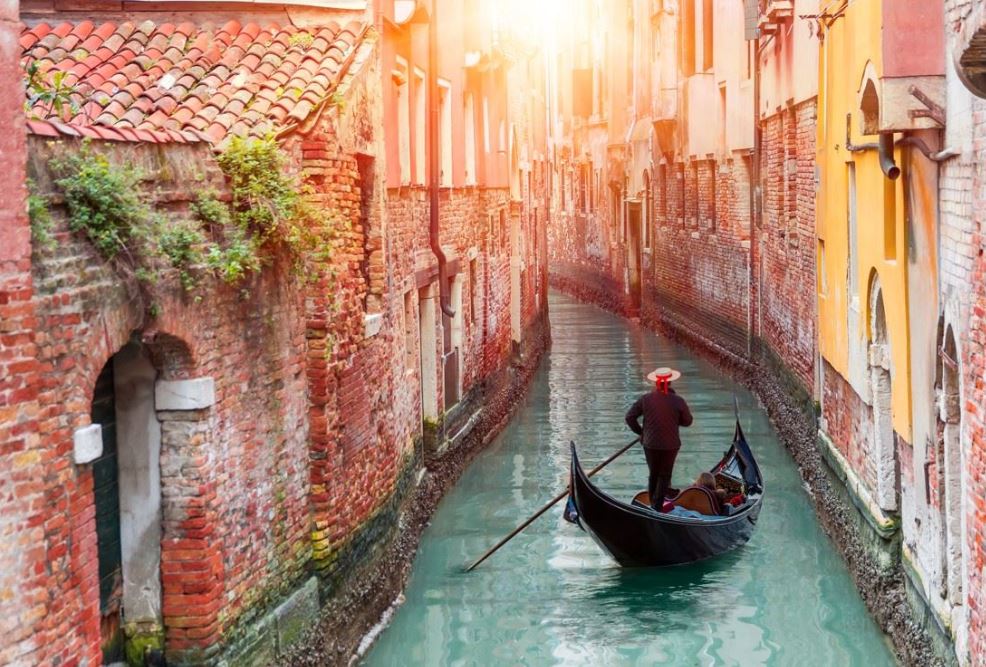 Büyük İtalya TK (VCE-FCO)