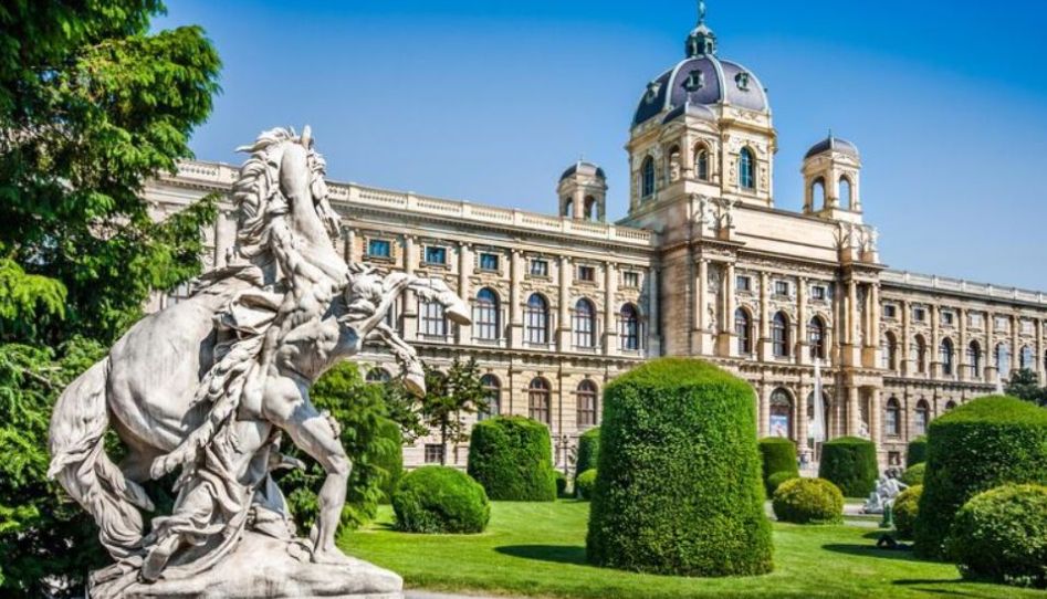 Adana'dan Direkt Sefer ile Büyük Orta Avrupa Turu Rotası 