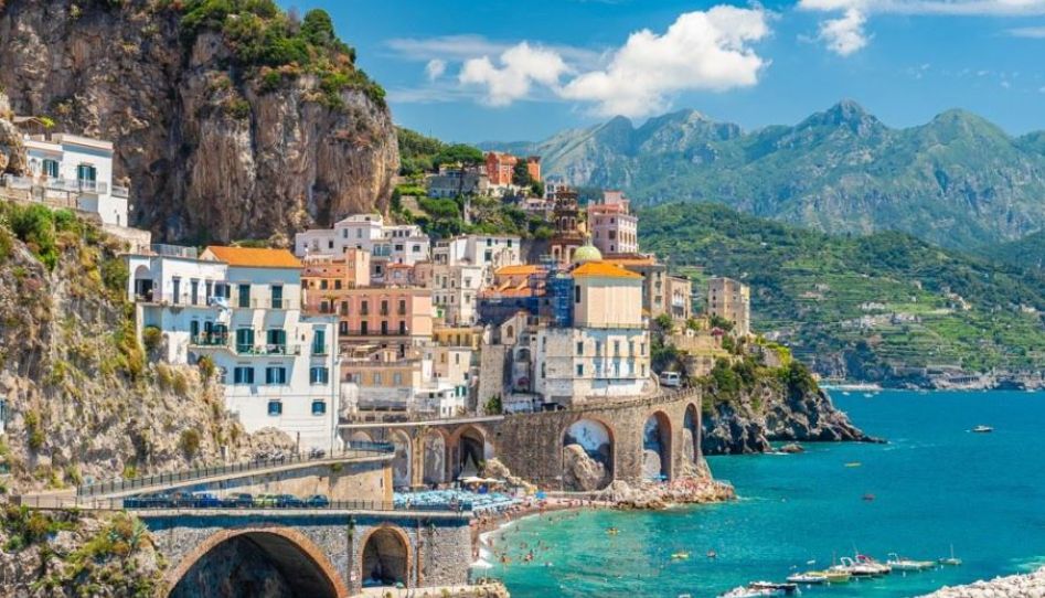 Deluxe Akdeniz Triosu PC 2026 Yaz  (BCN-BGY)