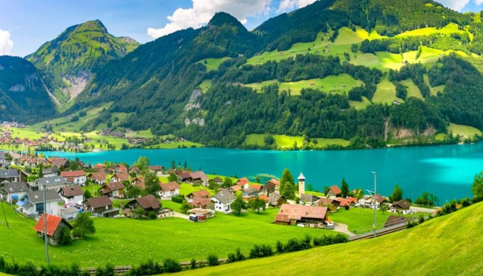 Noel Zamanı Grand Alpler Üçgeni ve Alsace Turu Ajet ile ( ZRH-ZRH )