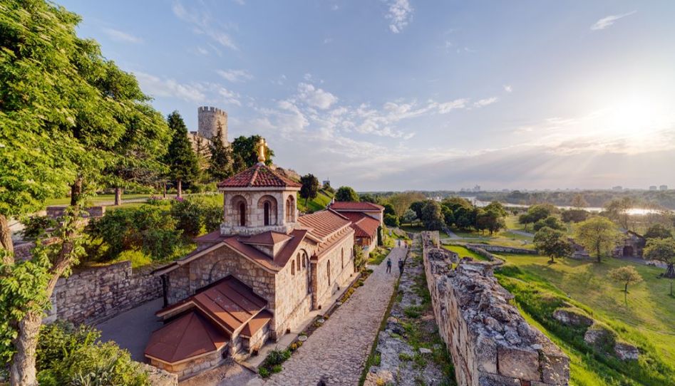 AJet ile Büyük Balkan Turu 5 Ülke Vizesiz PRN-PRN